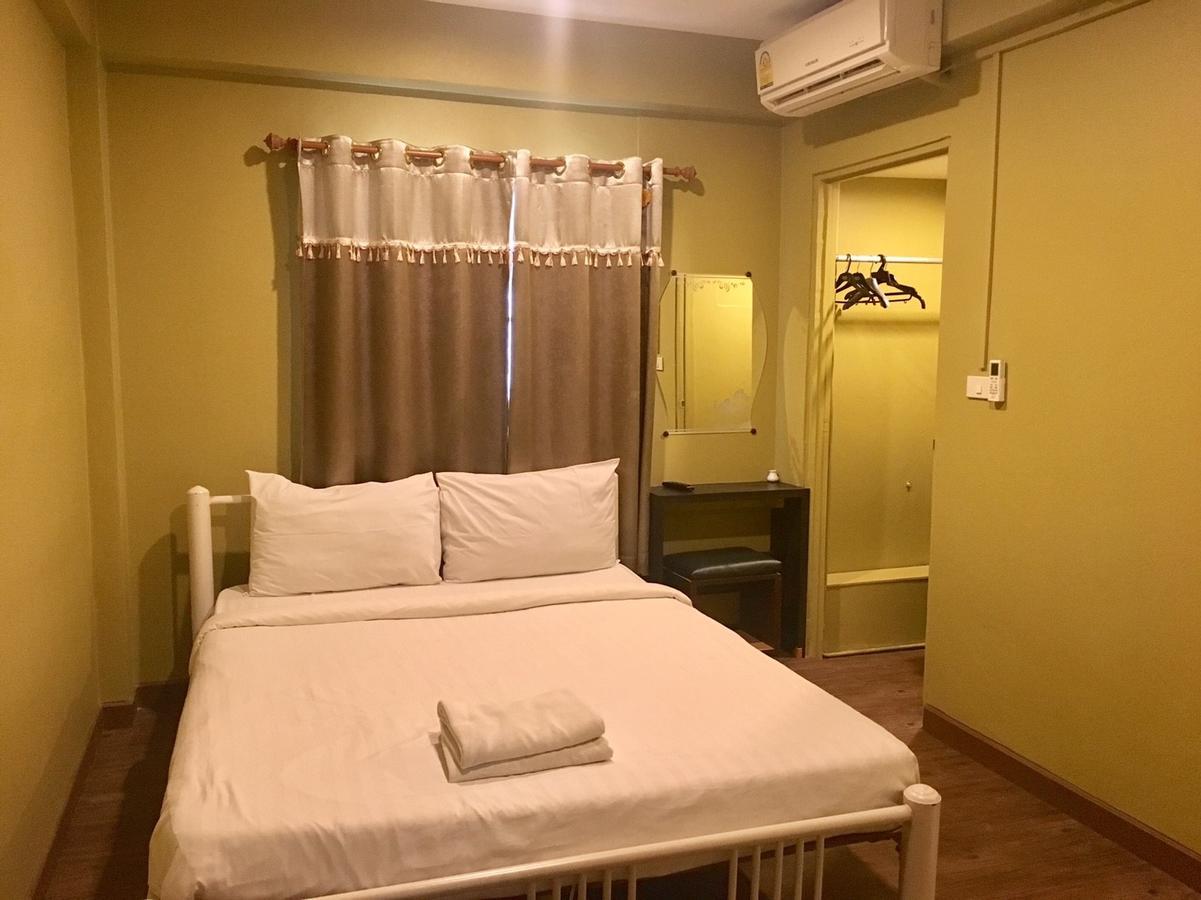 The Corner Ratchada Hotel Bangkok Luaran gambar