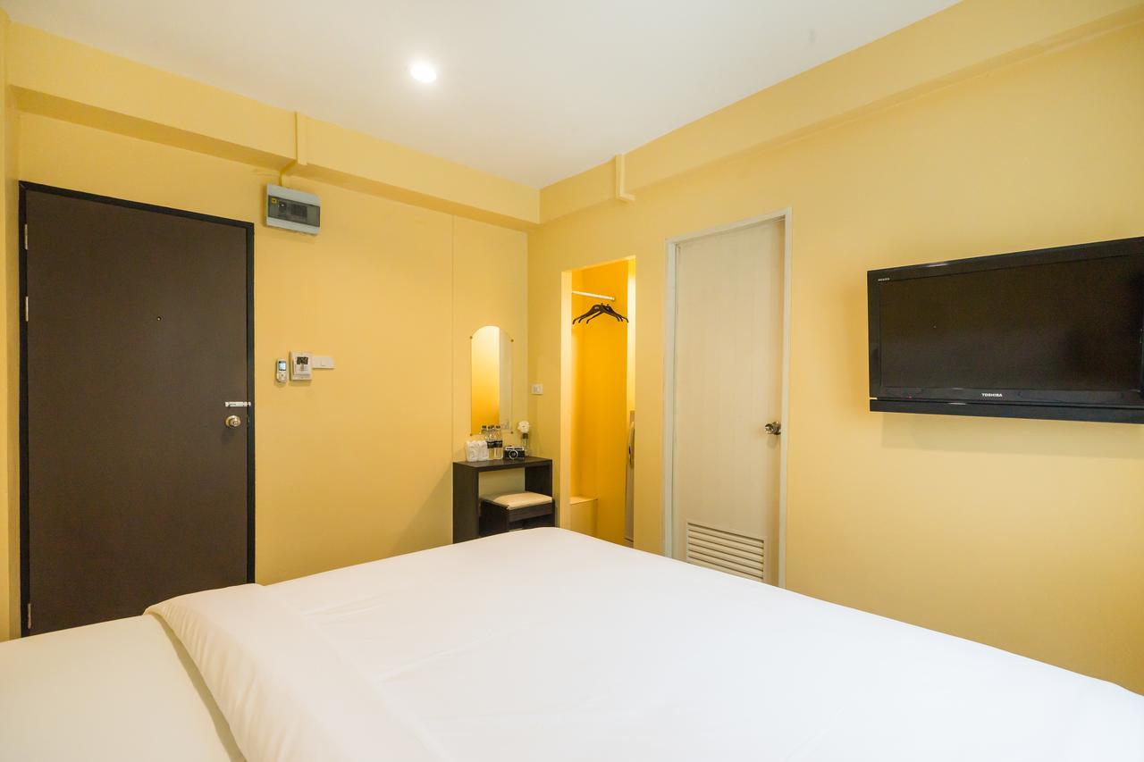 The Corner Ratchada Hotel Bangkok Luaran gambar