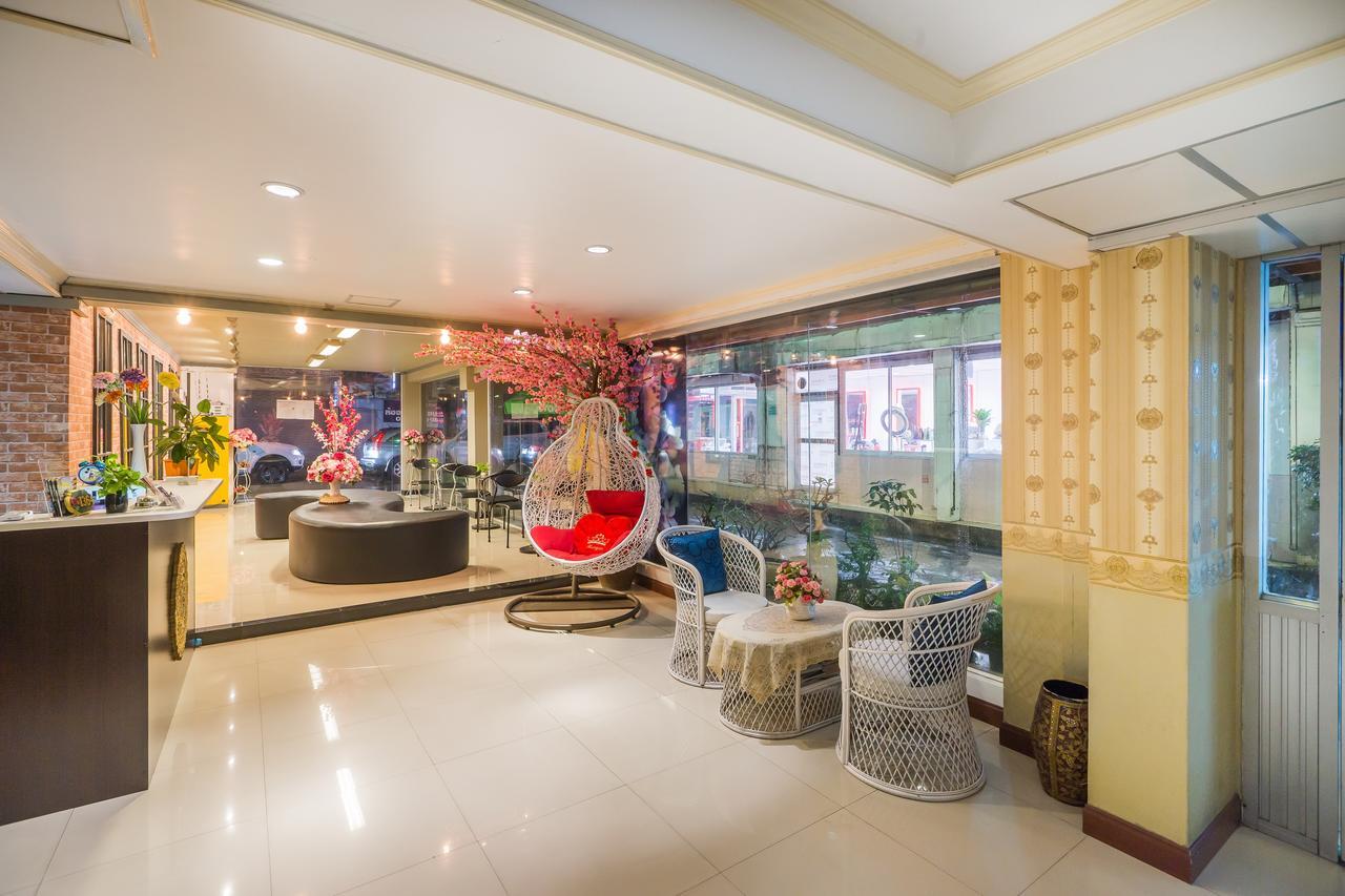 The Corner Ratchada Hotel Bangkok Luaran gambar